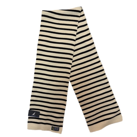 Classic Nautica Striped Scarf - New with Tags! ⚓ - Picture 3 of 11